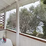 Apartment Mezoneta 2 *